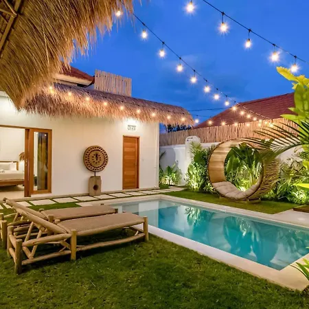Casa Suku - Tropical & Modern 3Br Villa - Canggu Beach